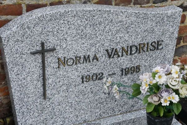 Bossut-Cimetiere-2026-129