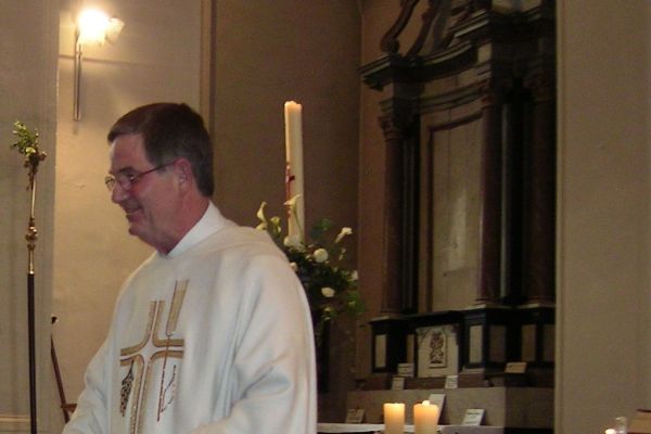 MINOLTA DIGITAL CAMERA