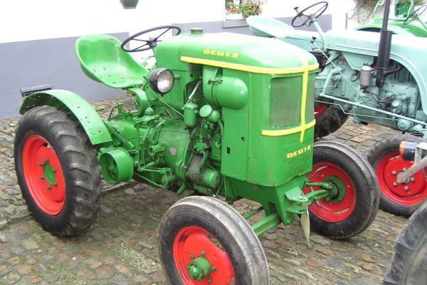 MINOLTA DIGITAL CAMERA