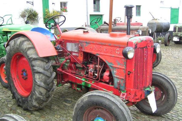 MINOLTA DIGITAL CAMERA