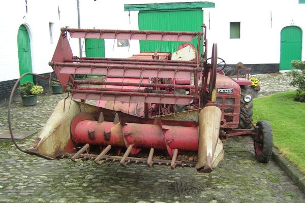 MINOLTA DIGITAL CAMERA