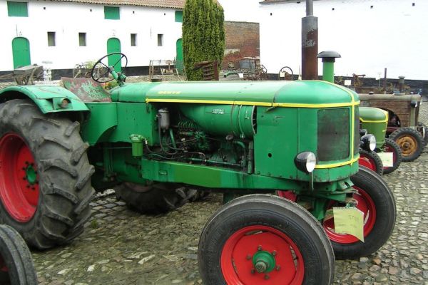 MINOLTA DIGITAL CAMERA