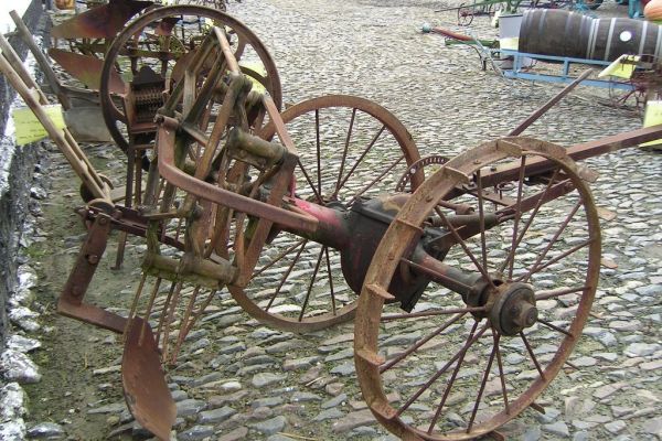 MINOLTA DIGITAL CAMERA