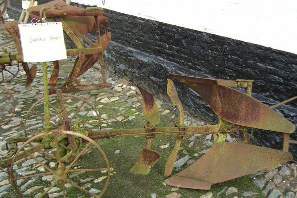 MINOLTA DIGITAL CAMERA