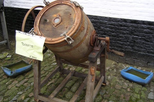 MINOLTA DIGITAL CAMERA