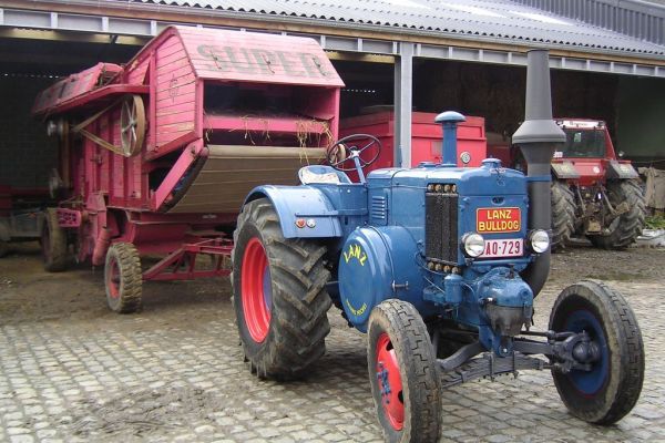 MINOLTA DIGITAL CAMERA