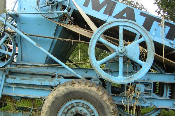 MINOLTA DIGITAL CAMERA